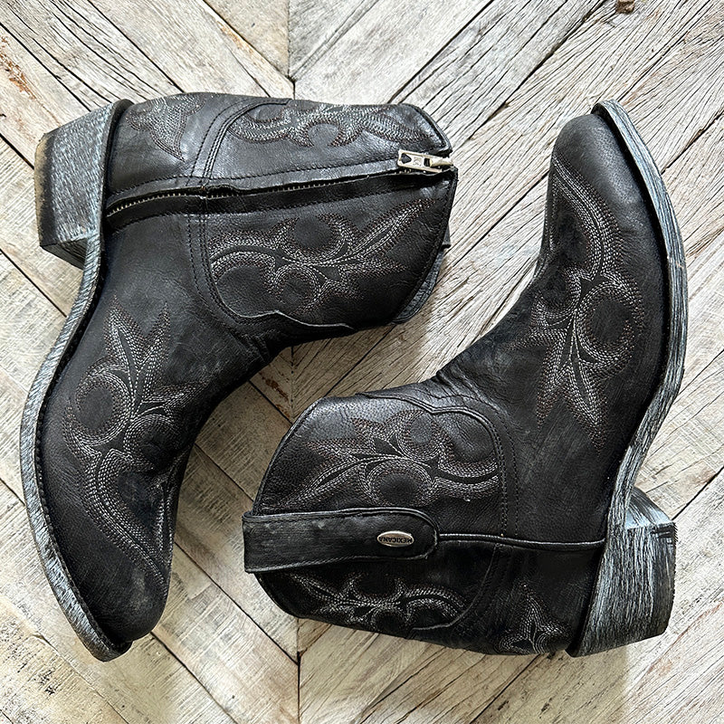 Mexicana Agave Black Ankle Boot – Robindira Unsworth